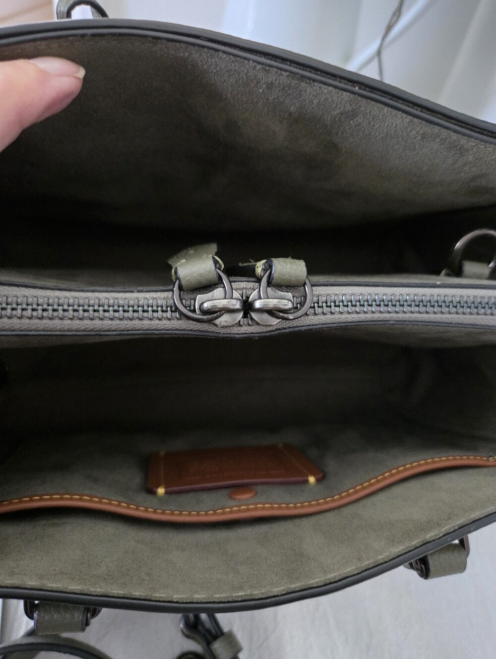 Coach Brooke Carryall 28 EUC Army Green - Picture 5 of 6